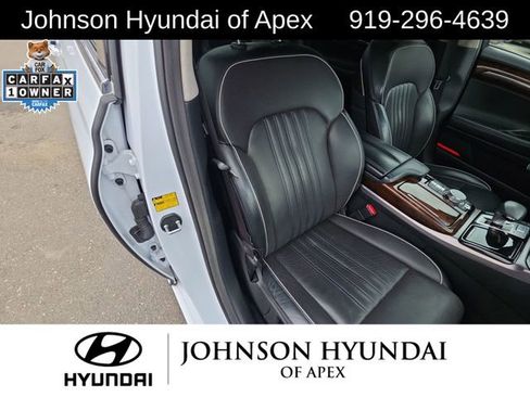 Used 2017 Genesis G90 3.3T Premium image 21