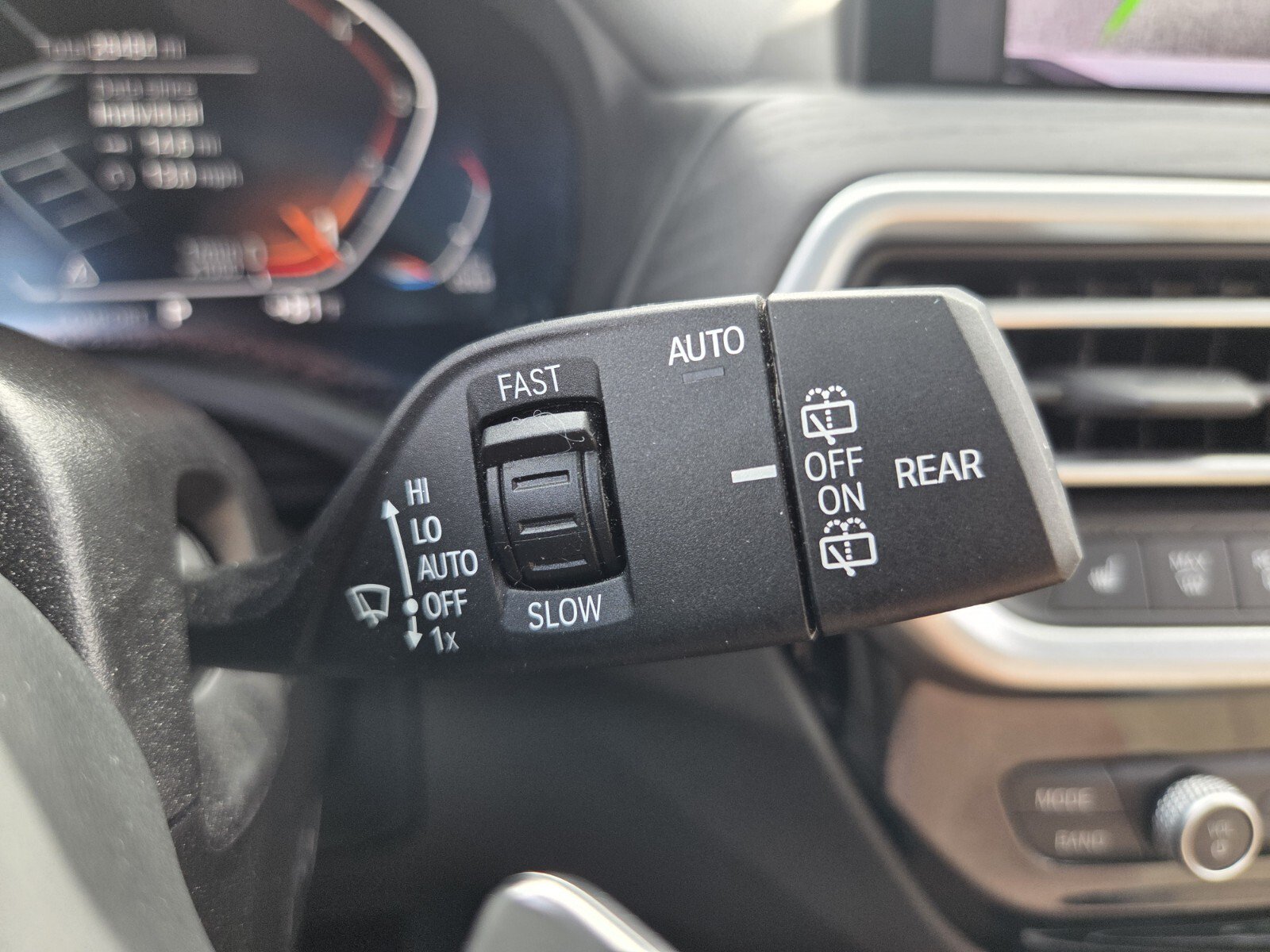 Used 2024 BMW X3 sDrive30i w/ Premium Package RWD image 30