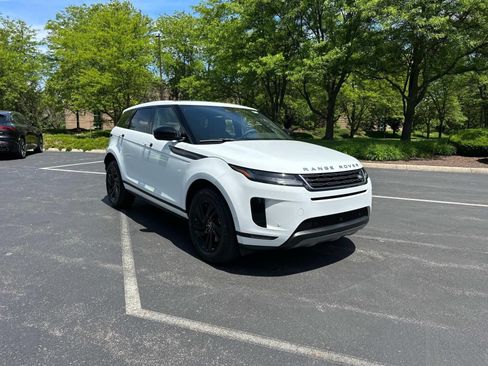 New 2026 Land Rover Range Rover Evoque S AWD/4WD image 3