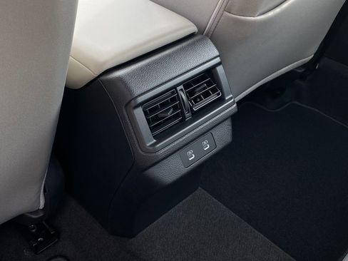 Used 2025 Honda Accord SE image 27