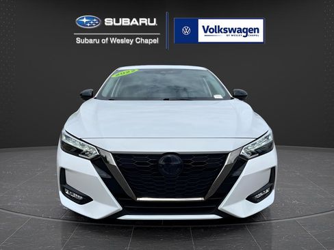 Used 2022 Nissan Sentra SR w/ Lighting Package FWD image 2