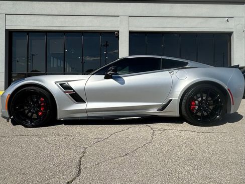 Used 2017 Chevrolet Corvette Grand Sport image 6