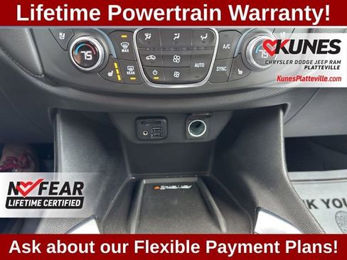 Used 2022 Chevrolet Traverse High Country image 54