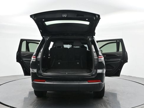 Used 2023 Jeep Grand Cherokee L Laredo AWD/4WD image 41