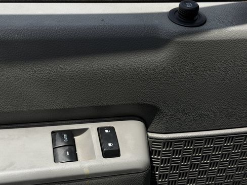 Used 2019 Ford E-350 and Econoline 350 Super Duty w/ Power Windows & Locks Group RWD image 23
