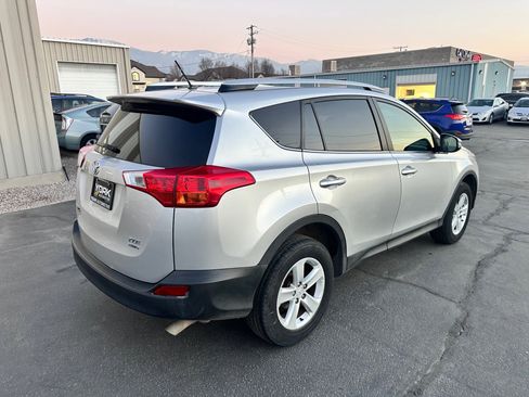 Used 2013 Toyota RAV4 XLE image 3