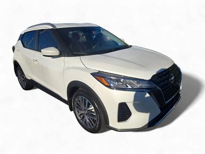 Used 2023 Nissan Kicks SV