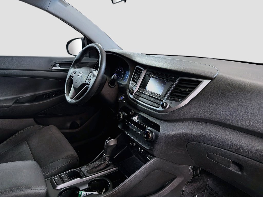 Used 2017 Hyundai Tucson Night w/ Cargo Package AWD/4WD image 30