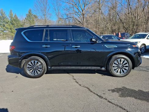 Certified 2024 Nissan Armada SL w/ Midnight Edition Package image 7