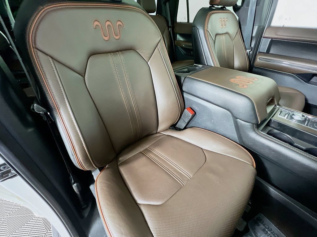 Used 2021 Ford Expedition King Ranch AWD/4WD image 31