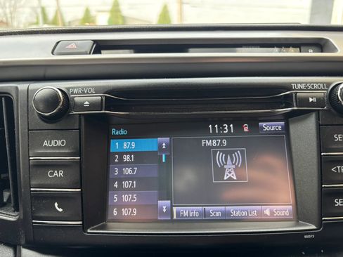 Used 2018 Toyota RAV4 LE w/ All Weather Liner Package image 23