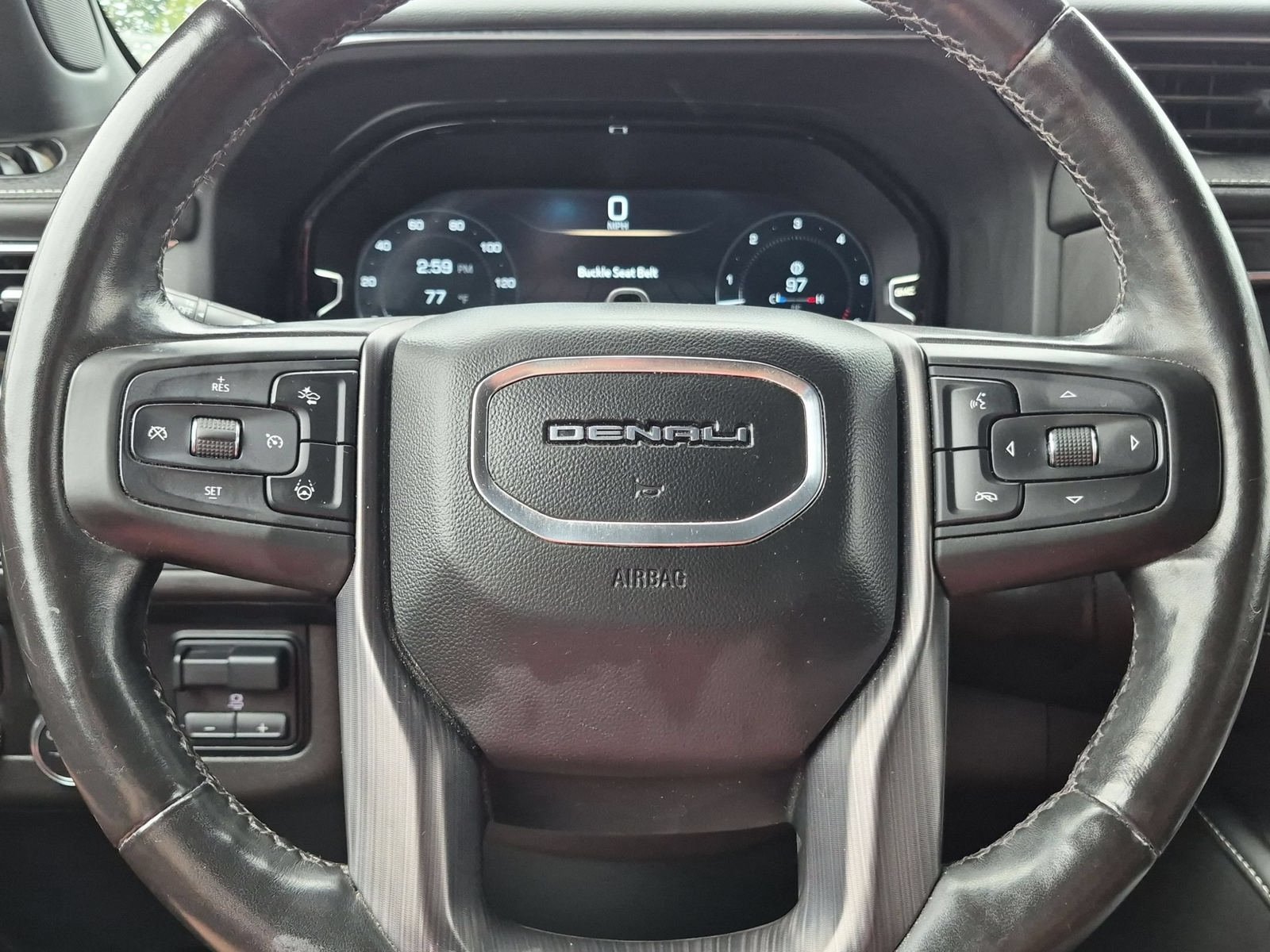 Used 2023 GMC Yukon Denali Ultimate AWD/4WD image 12