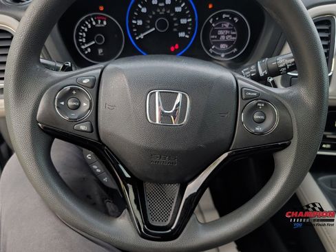 Used 2017 Honda HR-V EX image 23