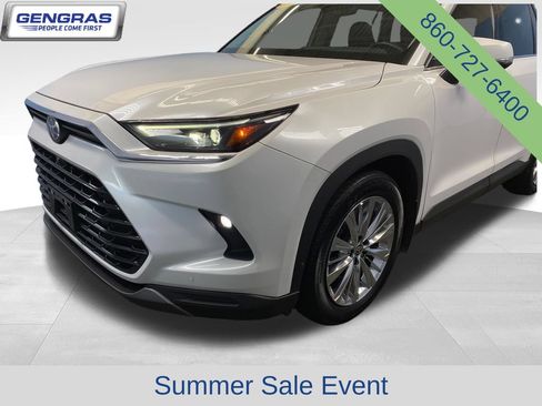 Used 2024 Toyota Grand Highlander AWD image 52