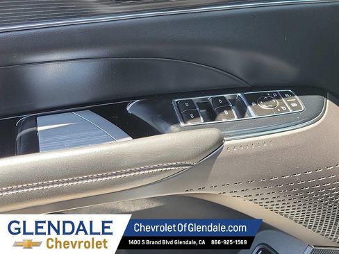 Used 2024 Cadillac Lyriq Sport RWD image 31