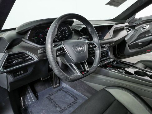 Used 2023 Audi RS e-tron GT w/ Ceramic Brake Package AWD/4WD image 4