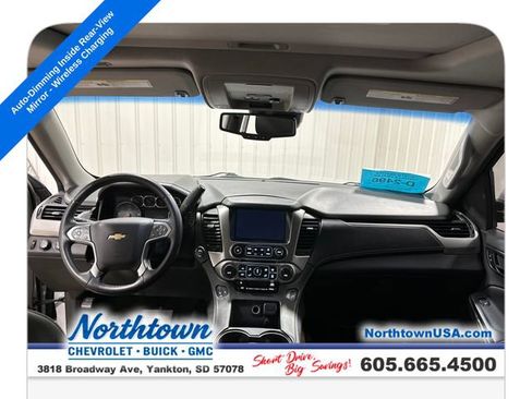 Used 2015 Chevrolet Suburban LT w/ Luxury Package AWD/4WD image 13