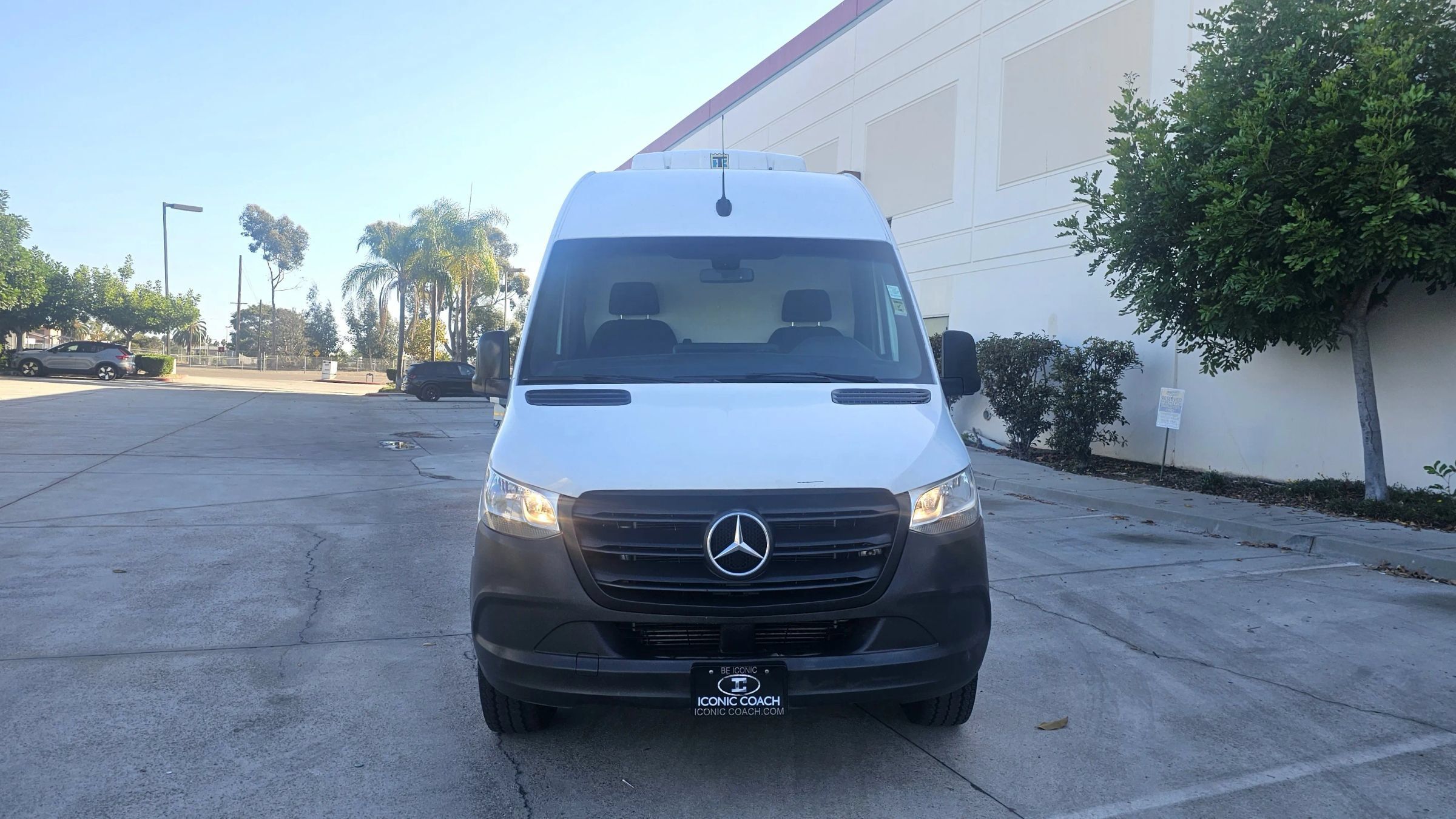 Used 2020 Mercedes-Benz Sprinter 2500 image 2