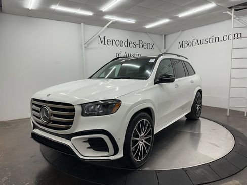 Used 2026 Mercedes-Benz GLS 450 4MATIC image 3