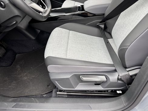 New 2026 Volkswagen ID.4 Pro image 17