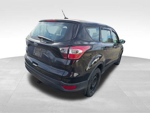 Used 2018 Ford Escape S image 11