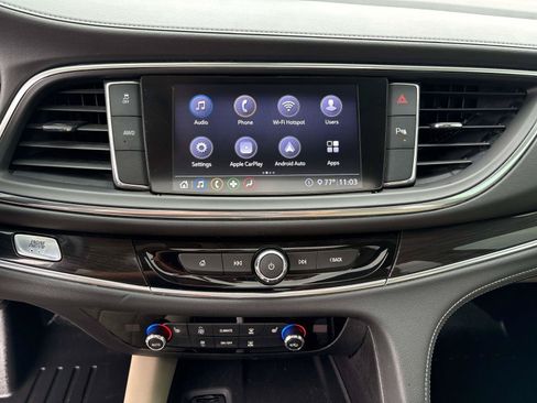 Used 2020 Buick Enclave Essence AWD/4WD image 15