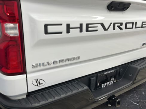 Used 2022 Chevrolet Silverado 1500 ZR2 w/ Technology Package AWD/4WD image 41