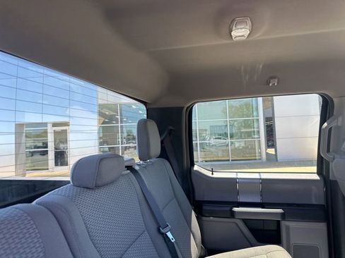 Used 2022 Ford F350 XLT w/ XLT Premium Package AWD/4WD image 17