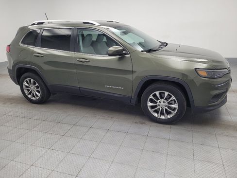 Used 2021 Jeep Cherokee Latitude Plus FWD image 11