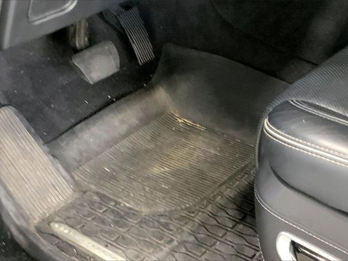 Used 2023 Jeep Grand Wagoneer Series II image 22