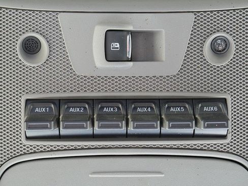Used 2021 Ford F250 Lariat w/ Lariat Ultimate Package AWD/4WD image 53
