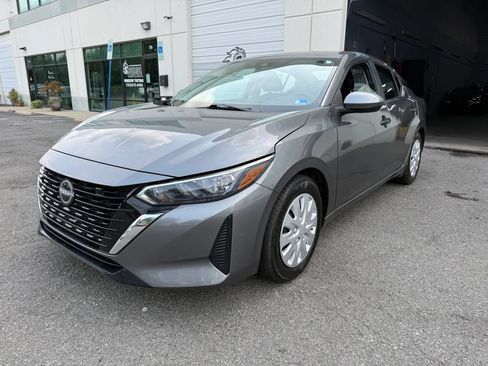 Used 2024 Nissan Sentra S FWD image 5