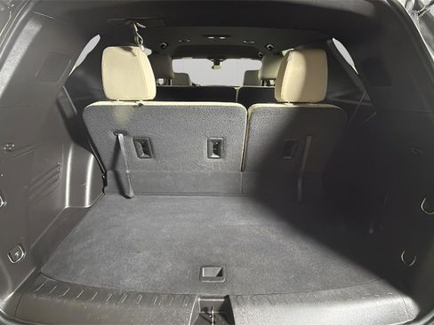 Certified 2023 Chevrolet Traverse LS w/ Safety Package image 28