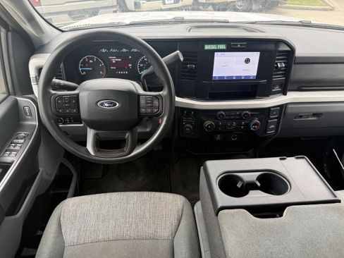 Used 2025 Ford F250 XLT AWD/4WD image 15