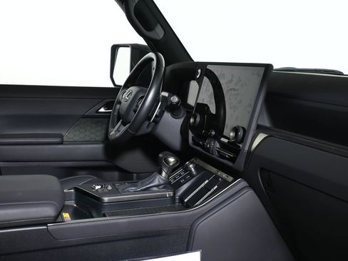 Used 2024 Lexus GX 550 AWD/4WD image 33