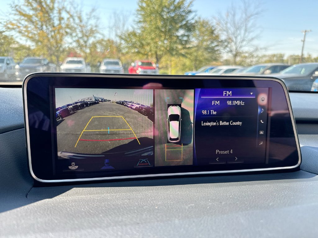Used 2018 Lexus RX 450hL Luxury w/ Accessory Package AWD/4WD image 20