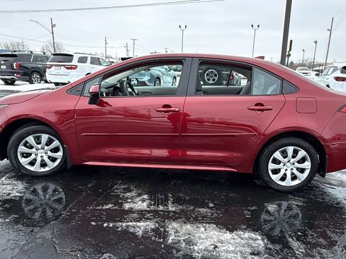 Certified 2023 Toyota Corolla LE image 4