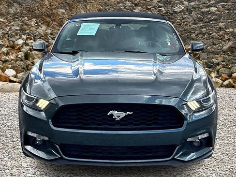 Used 2016 Ford Mustang Premium image 3