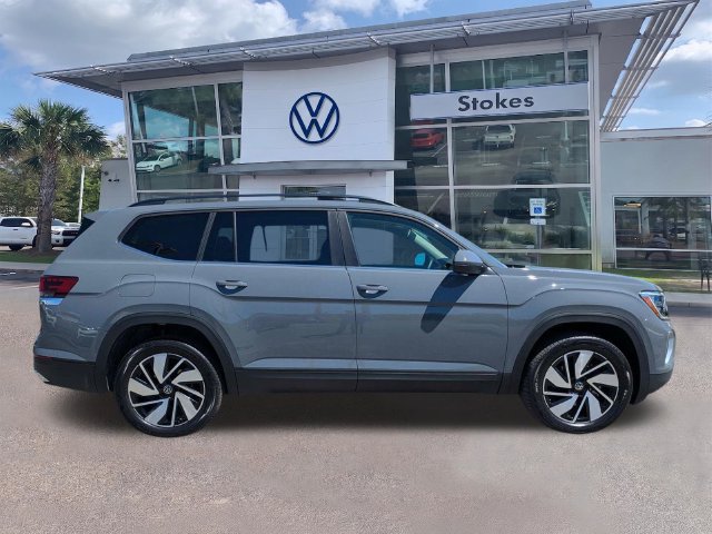 New 2026 Volkswagen Atlas SE FWD image 3