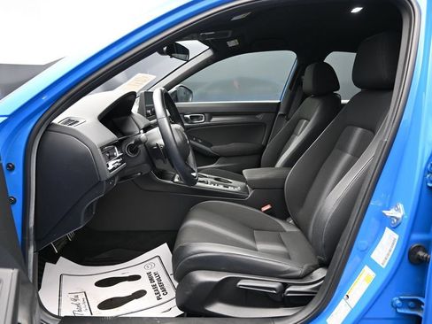 Used 2025 Honda Civic Sport image 9
