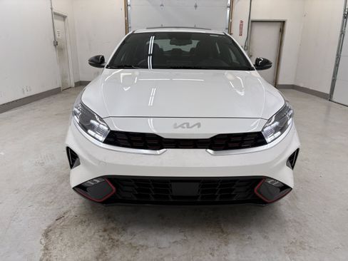Used 2023 Kia Forte GT-Line w/ GT-Line Premium Package FWD image 6