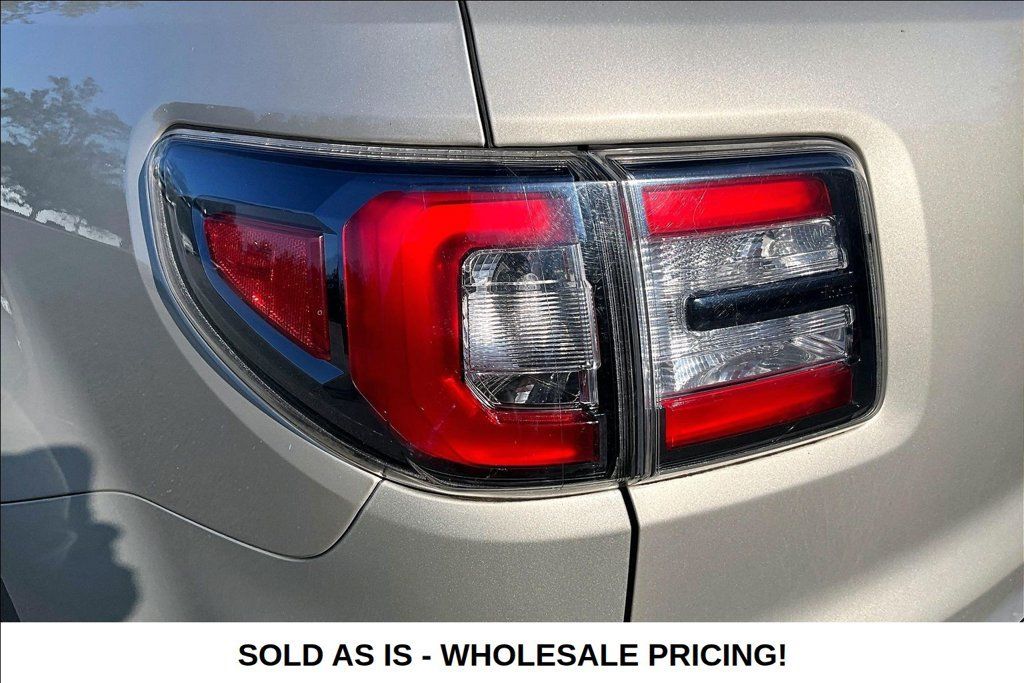 Used 2014 GMC Acadia SLT AWD/4WD image 28