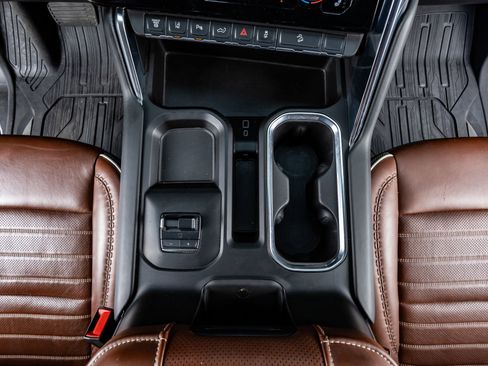 Used 2024 GMC Sierra 2500 Denali Ultimate image 28