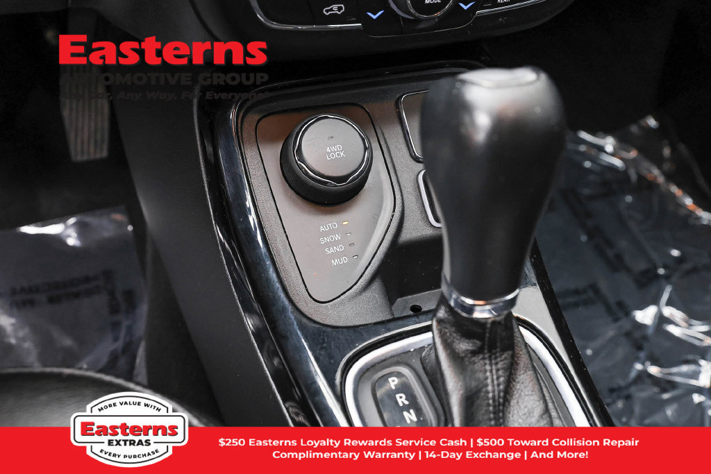 Used 2020 Jeep Compass Latitude AWD/4WD image 15