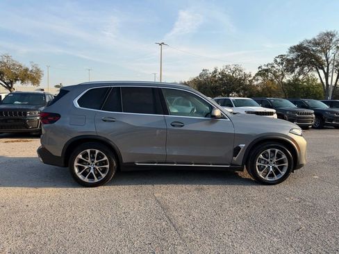 Used 2024 BMW X5 xDrive40i w/ Premium Package image 7