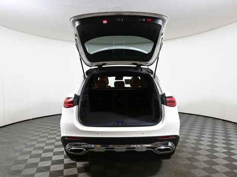 Used 2026 Mercedes-Benz GLC 300 4MATIC image 27