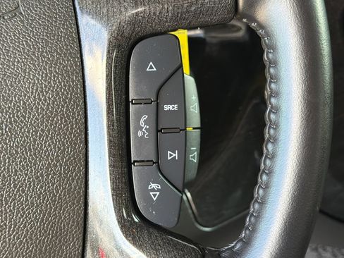 Used 2023 Chevrolet Express 2500 RWD image 36