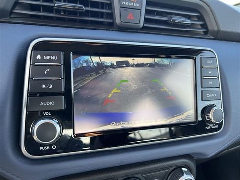 Used 2023 Nissan Versa SV image 19