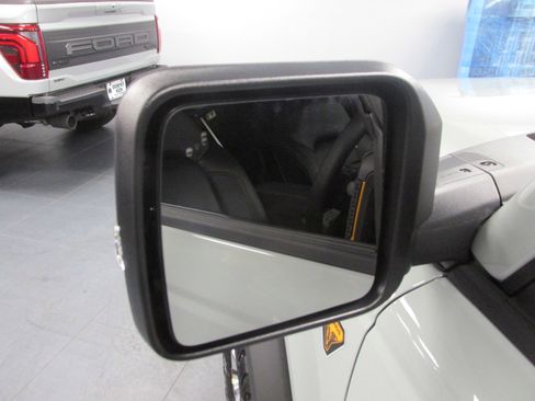 New 2024 Ford Bronco Badlands image 16