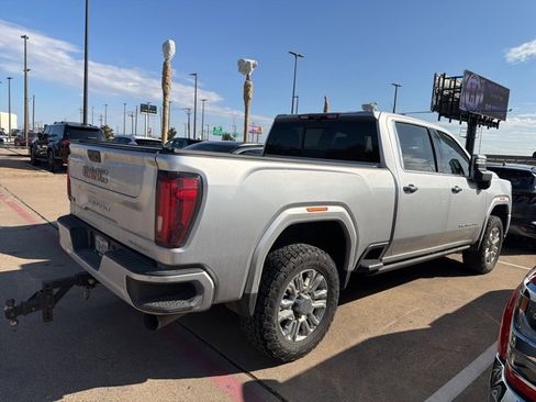 Used 2022 GMC Sierra 2500 Denali w/ Denali Ultimate Package image 3